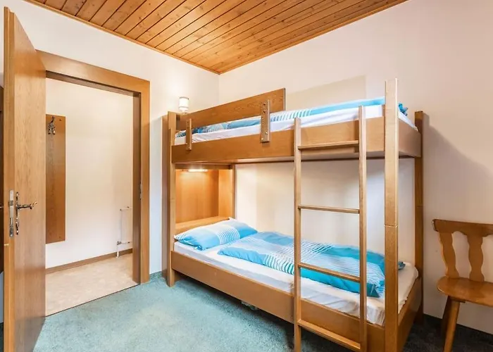 Ferienwohnungen-lippenhof مزرعة للإقامة *